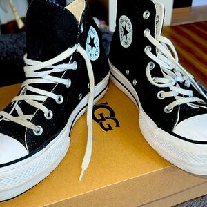 Black canvas Platform Hi top Chuck Taylor Converse